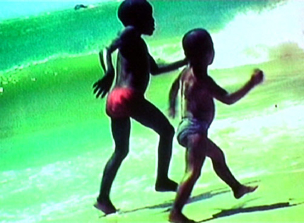 Still from Christmas Beach Walk – Jörg Laue, 2008.